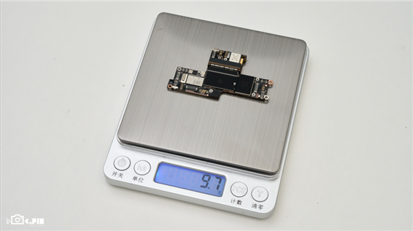 拆完iPhone Air后 我觉得苹果还有牙膏能挤