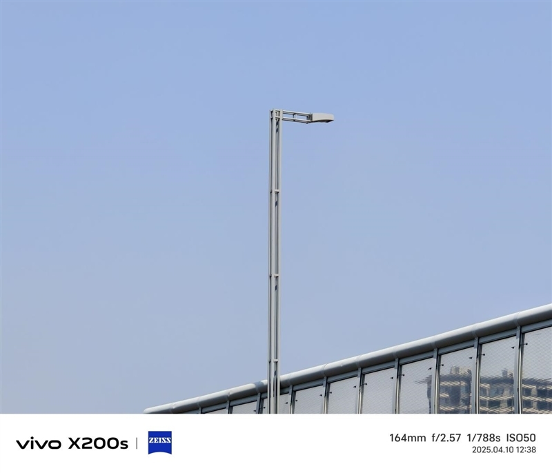 果味十足的vivo手机!vivo X200s全面评测:最强“苹替”的安卓标准旗舰