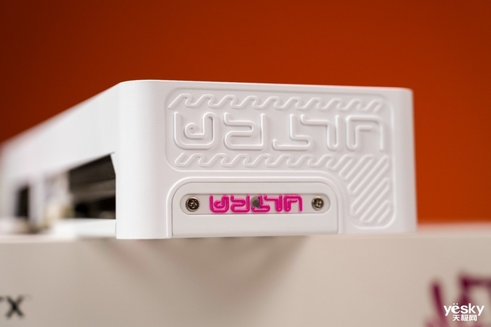 省心全家桶!iGame RTX 5060 Ti Ultra W OC 16GB+Ultra Family组合评测