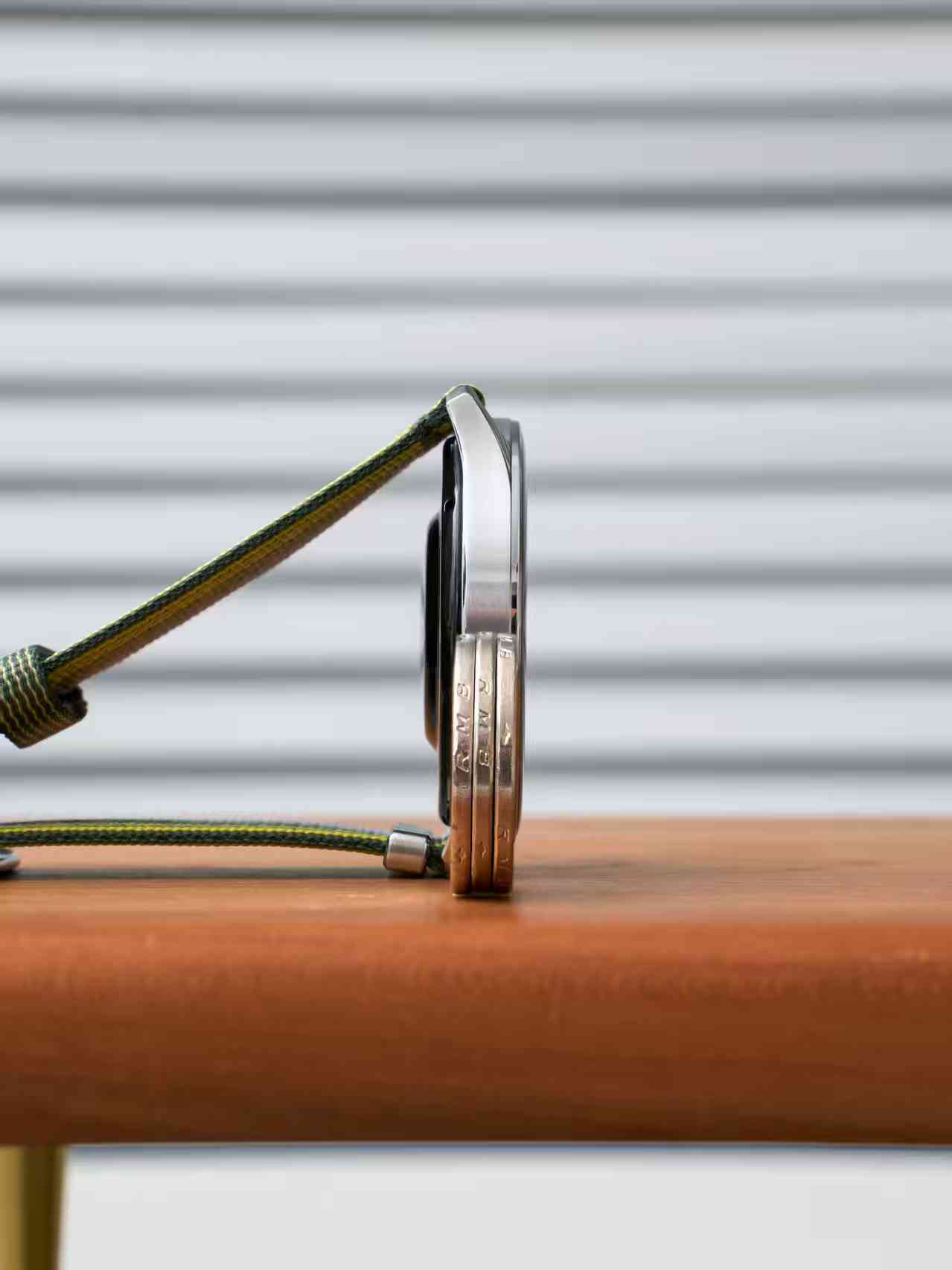 消息称OPPO首款轻智能手表即将发布，厚度不足9mm为目前最薄圆表_凤凰网