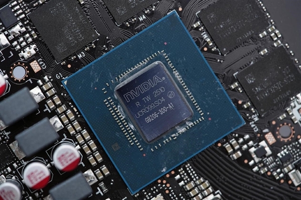 小巧双槽!映众RTX 5060 Ti曜夜16GB显卡图赏