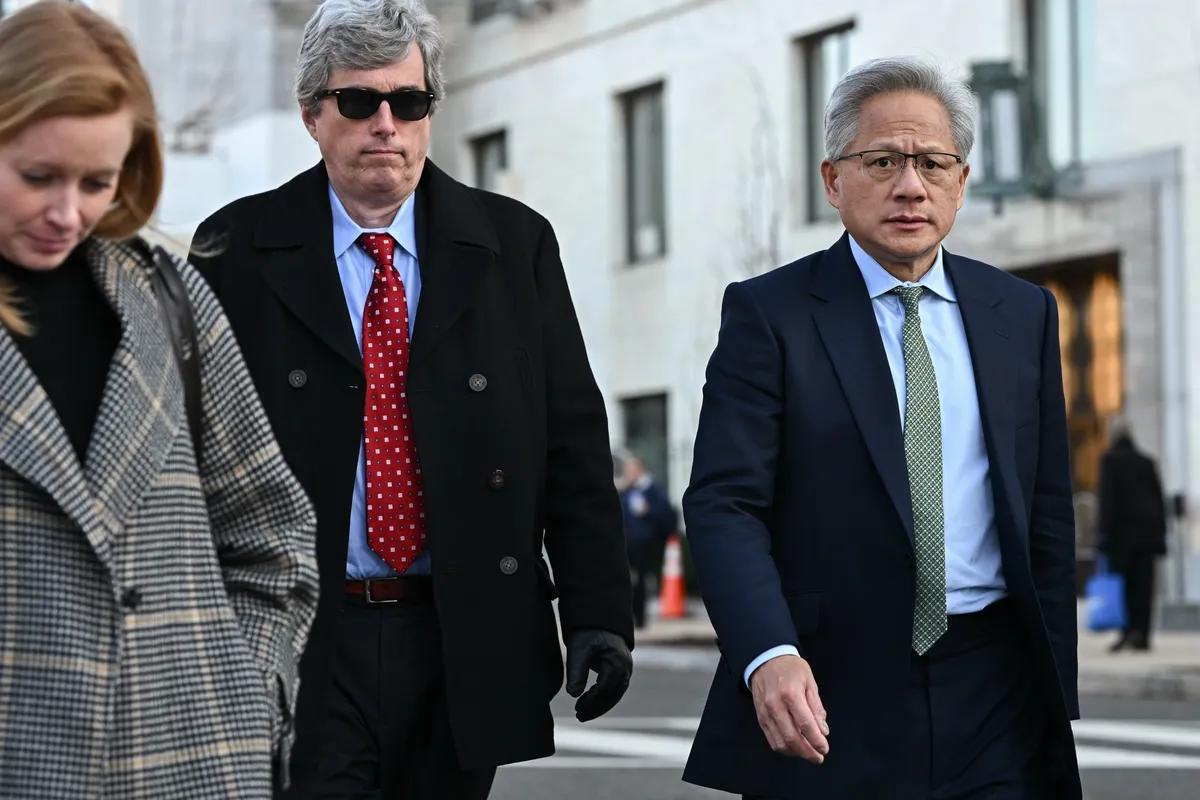 美媒:特朗普政府准备批准英伟达向中国出售H200人工智能芯片