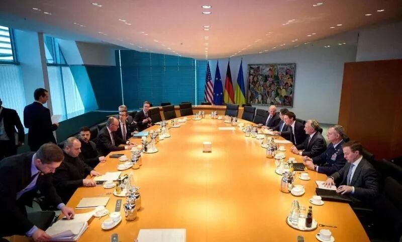 乌美两国代表团在柏林举行会谈。