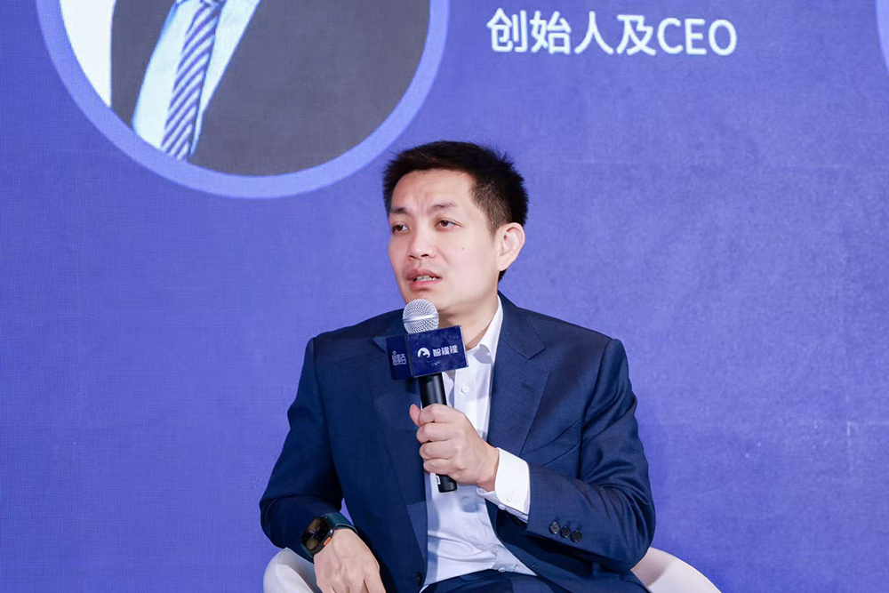 万字回顾首届中国AI算力大会!15+位大咖主会场演讲精华爆棚,来没来都值得收藏