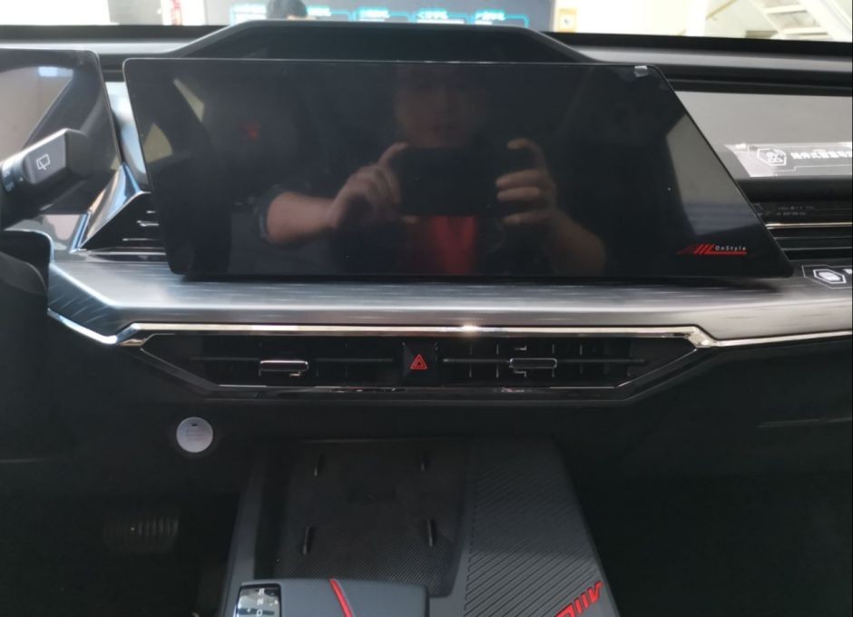 9.99万起预售,欧尚Z6会是下一个“封神”的SUV吗?