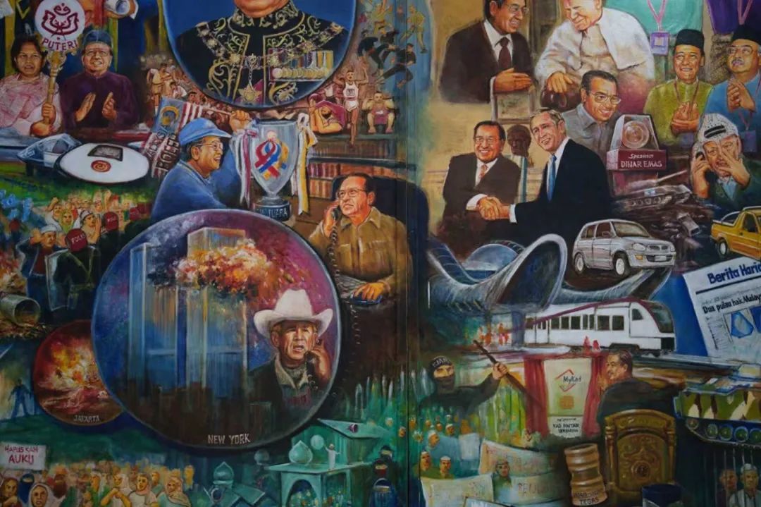 ◆吉隆坡悬挂的一幅画作,描绘了马哈蒂尔担任总理期间的重要时刻。