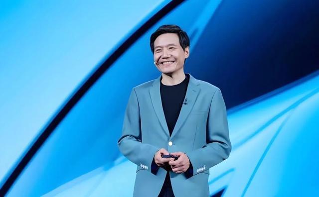 雷军很高兴:卖一台车仅亏6600元了,小米汽车即将赚钱了