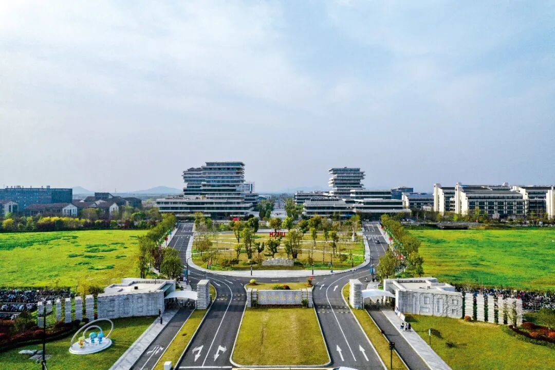 杭州师范大学仓前校区外景 图/视觉中国