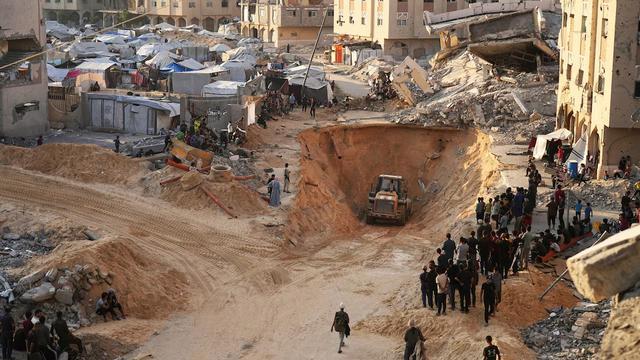 挖尸体真的很不容易