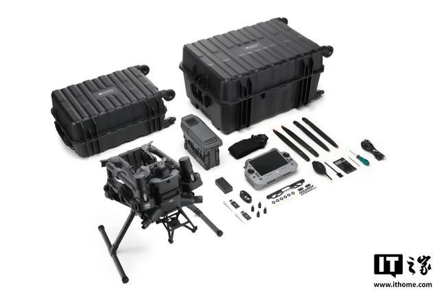 77115元,大疆发布DJI Matrice 400电线级避障长续航飞行平台