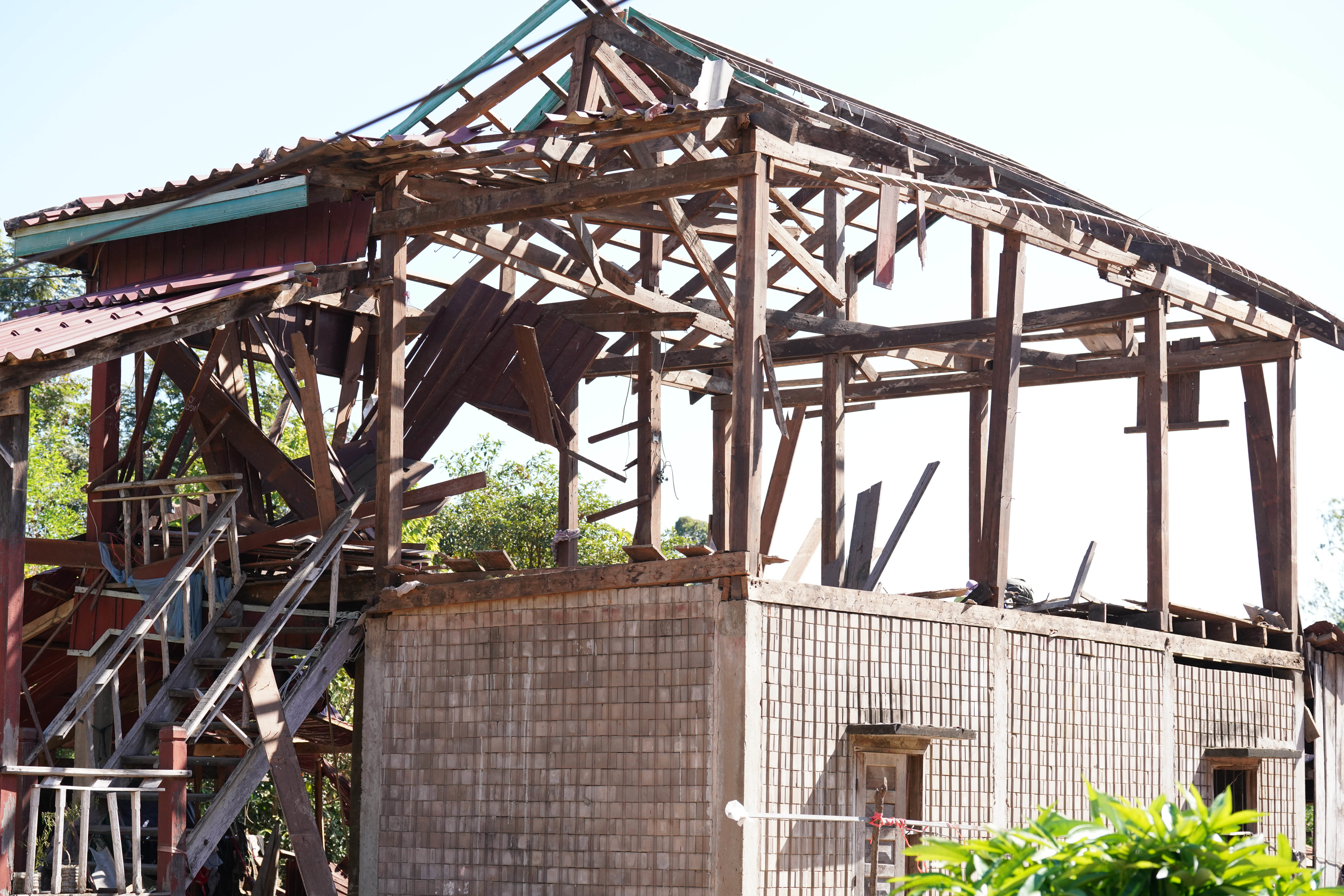 柬埔寨国防部：柬平民死亡人数升至19人(3)_凤凰网