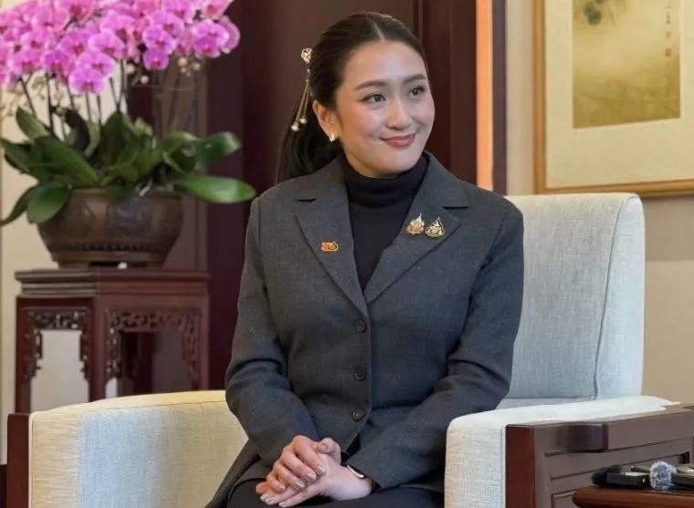 ◆2月6日,泰国总理佩通坦访华期间接受中国媒体采访。