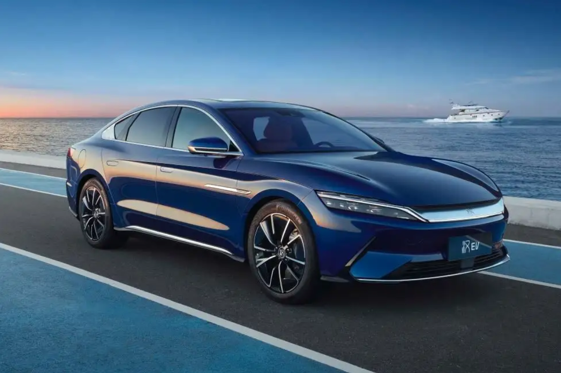 作为全球首家停车燃油车的企业,比亚迪底气在哪里?