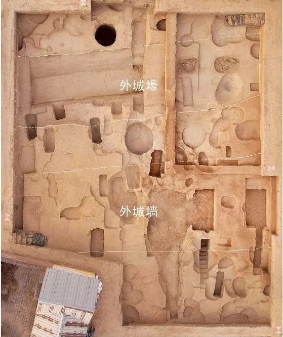 上图：鸟瞰琉璃河遗址。图/北京市考古研究院供