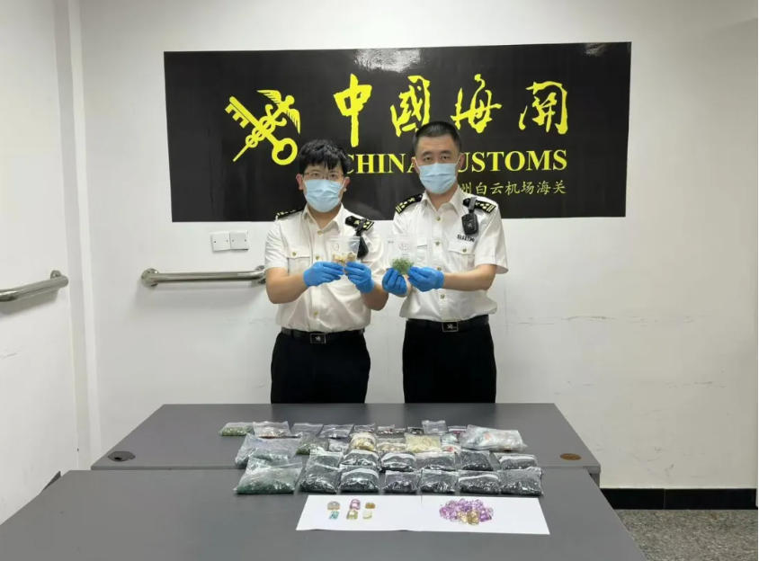 图片来源:“海关发布”微信公众号