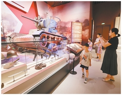 中国抗战艰难时刻,两千多名苏联飞行员来华阻击日寇——鹰击长空 英名永存(铭记历史 开创未来)