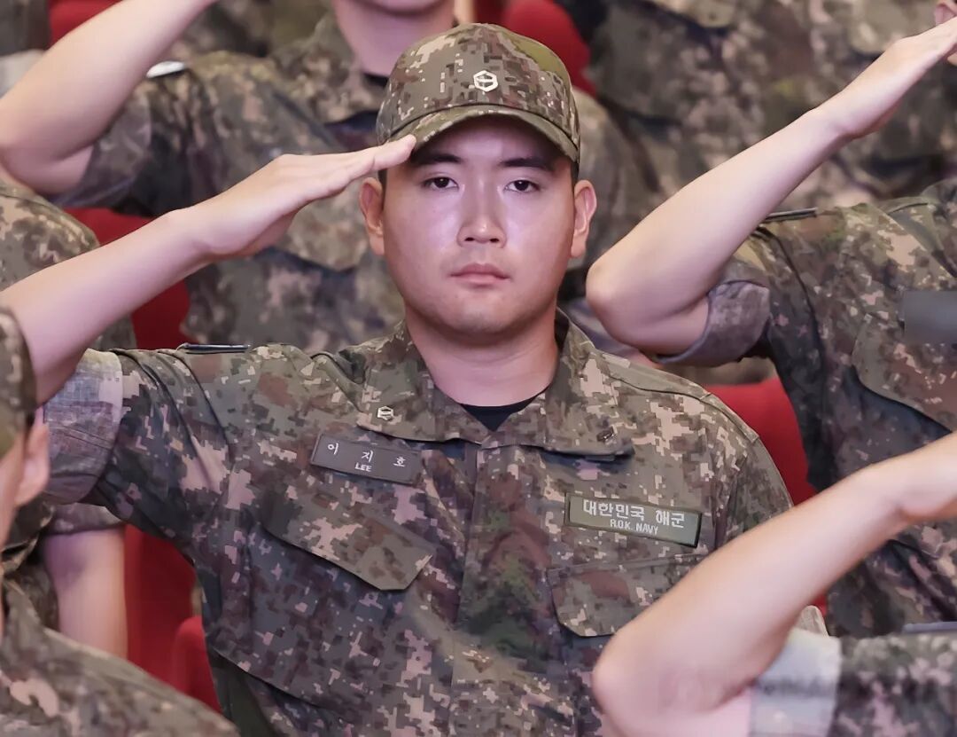 ·李智昊入伍。(韓聯社)