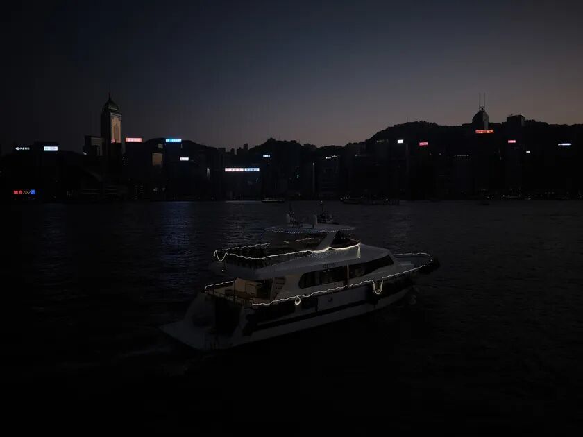 中画幅的街头革命:富士GFX100RF香港漫游