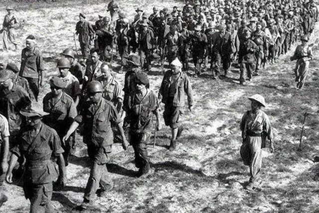 ▲在奠边府被歼的1.5万伞兵是驻越法军最精锐兵力