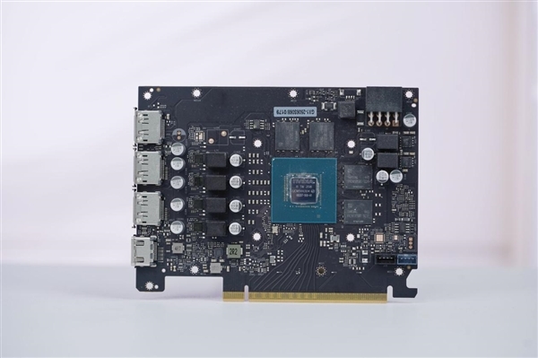 双风扇短小精悍!耕升RTX 5050追风OC显卡图赏