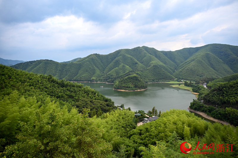 浙江安吉县夏阳村风景。人民网记者 叶宾得摄