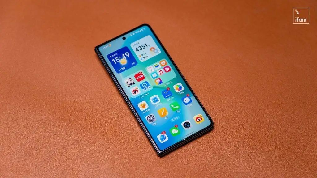 荣耀 Magic V5 评测:堆料能解决问题,但堆料解决不了所有问题