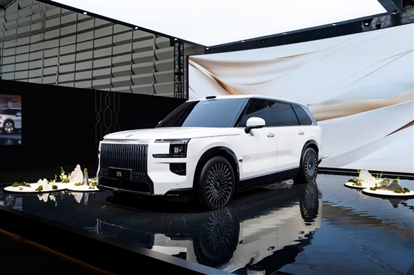 动力媲美3台W12发动机!极氪9X核心动力参数公布