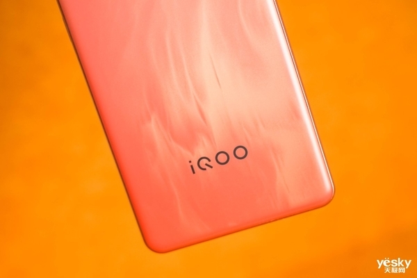 千元最强续航性能王者,iQOO Z10 Turbo Pro上手体验