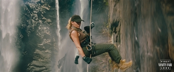 寡姐演女主!《侏罗纪世界:重生》内地定档:7月2日上映