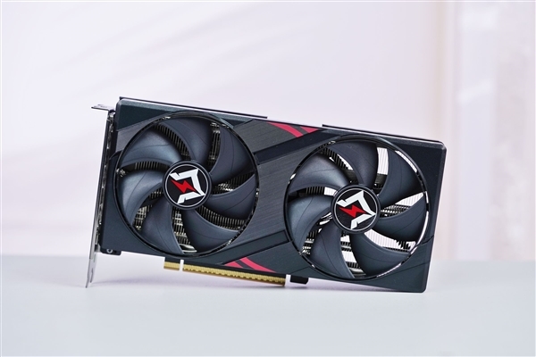 双风扇短小精悍!耕升RTX 5050追风OC显卡图赏