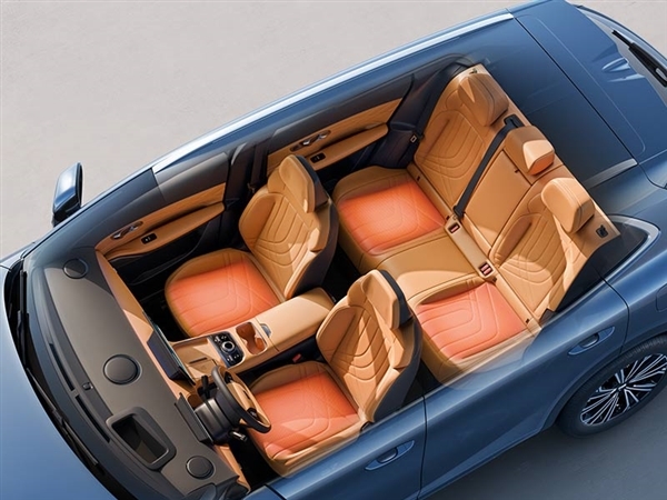 纯电续航翻倍 入门就有130km！2026款银河星舰7 EM-i上市：9.58万起