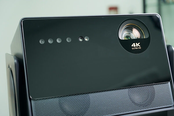 投影仪界的“六边形战士” 当贝S7 Ultra Max高端家用投影仪深度评测