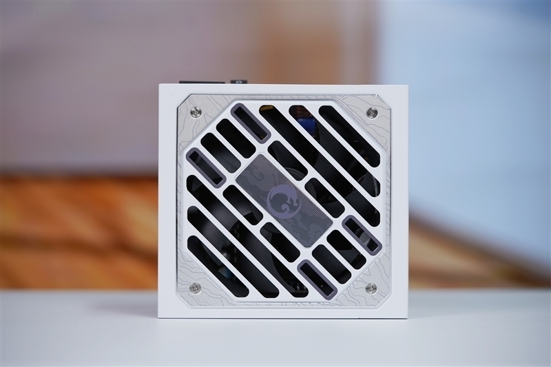 Blackwell的甜点来了!NVIDIA RTX 5060 Ti首发评测:8GB疯狂爆显存 16GB正好