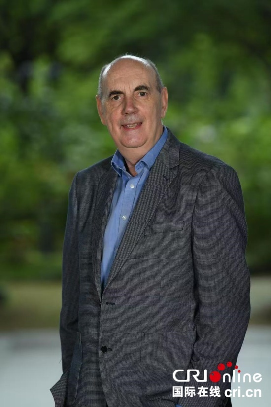 英国专家:期待“十五五”规划助力全球稳定与共赢发展 开拓英中合作新机遇_fororder_微信图片_20251024161435_29_1309