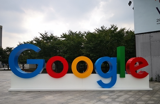 谷歌推出耳机实时翻译测试版：引入Gemini高级功能