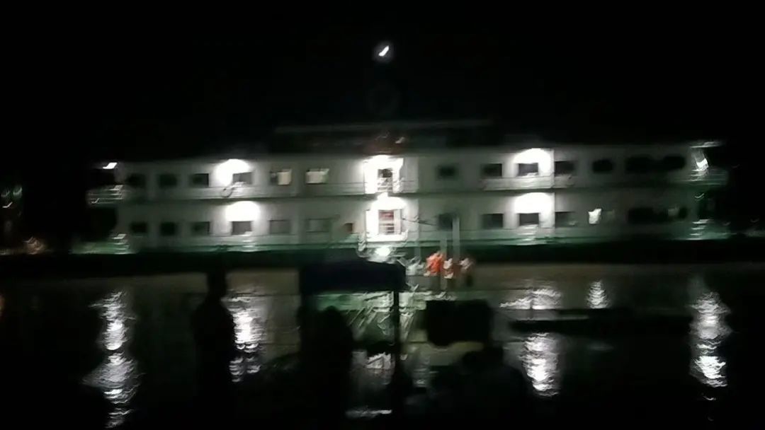 8岁女孩被邻居带到长江游泳溺亡,母亲:我们家和他不熟,孩子根本不会游泳