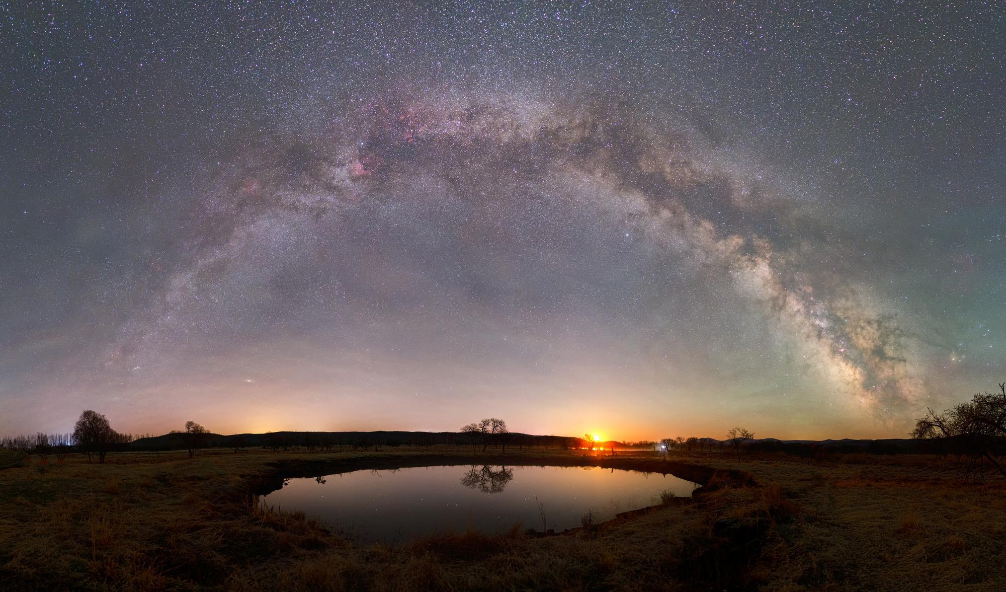 外星系不明物体造访太阳系_凤凰网