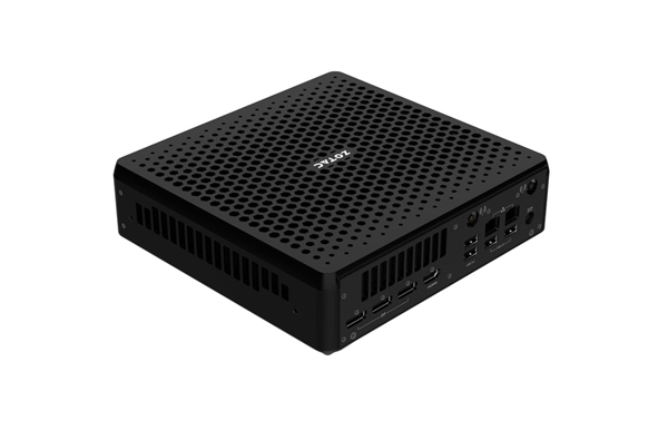 索泰发布世界最小RTX 5060 Ti迷你机！体积2.65升 比显卡坞都要小