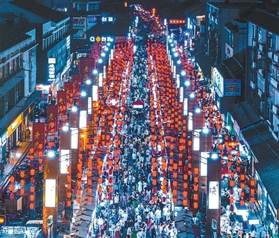 多地探索“美食+文旅体” 特色餐饮,不只满足舌尖