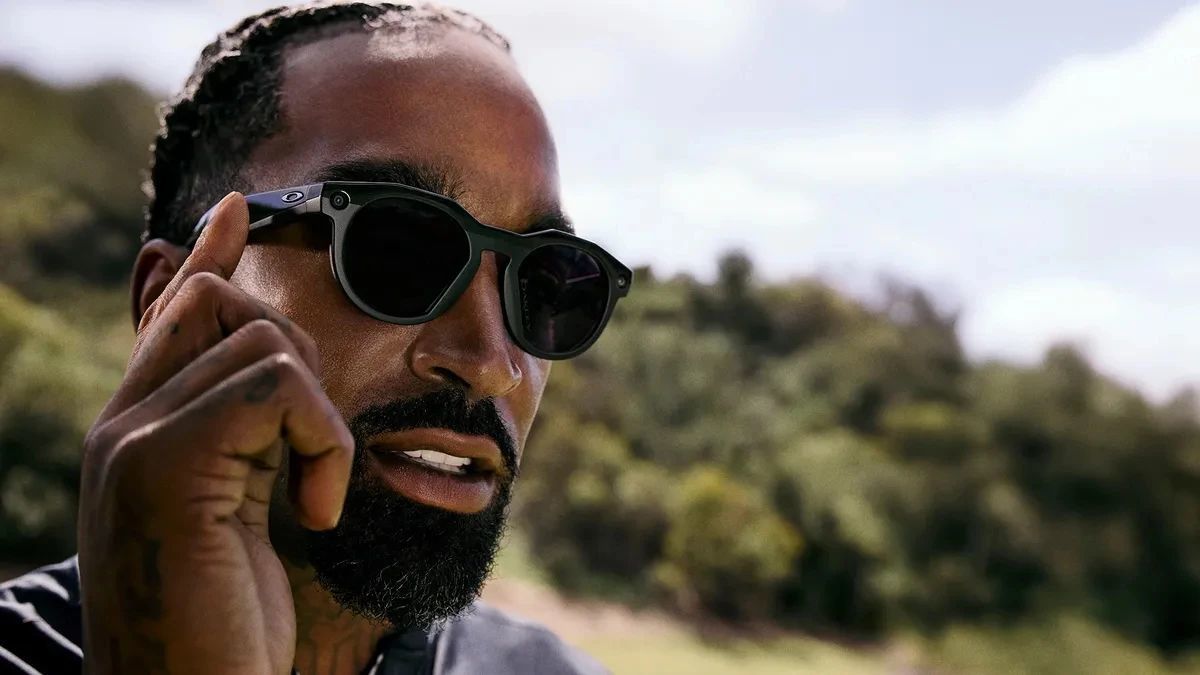 Meta 发布全新 AI 眼镜:399 美元起,姆巴佩代言