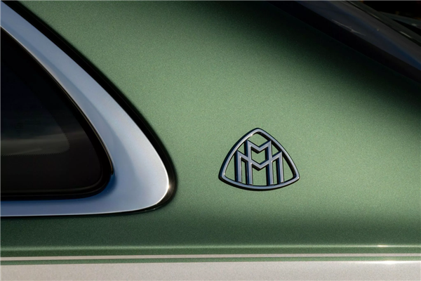 621马力V12大心脏!顶级奢享迈巴赫S680限量版亮相