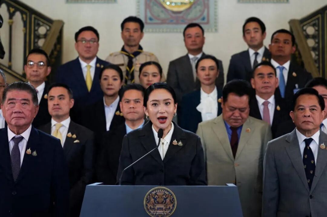 ◆佩通坦举行记者会，表示接受裁决结果。