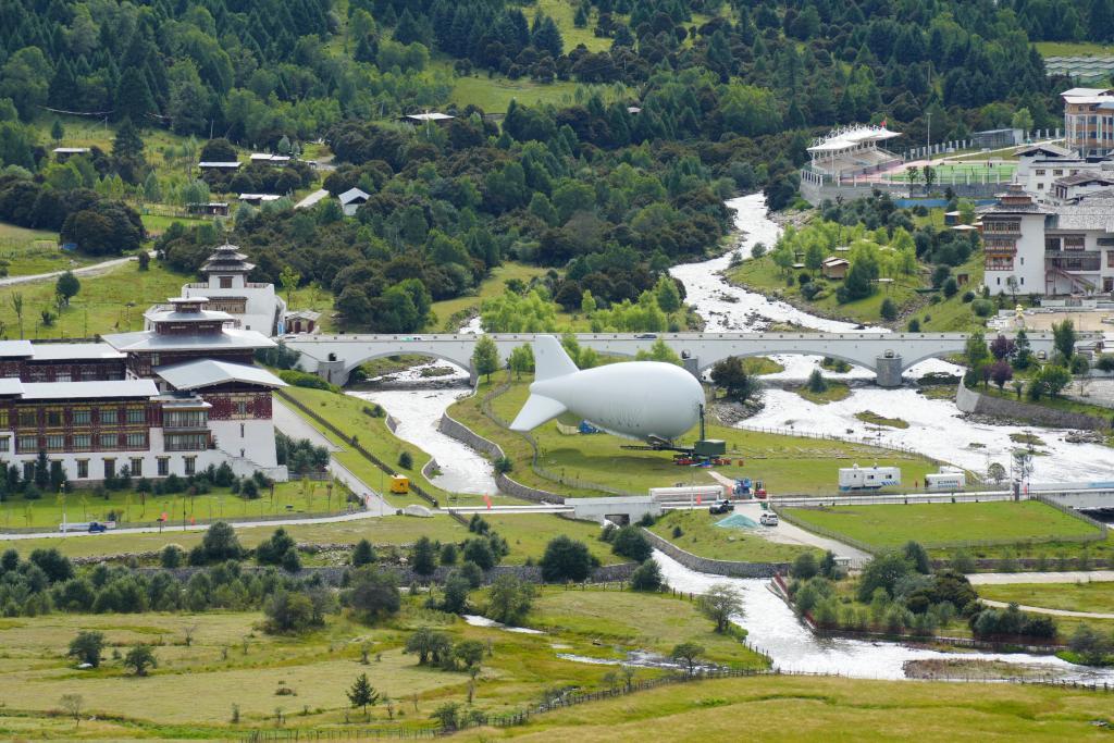 “极目一号”浮空艇大气观测试验现场。中国科学院空天信息创新研究院供图