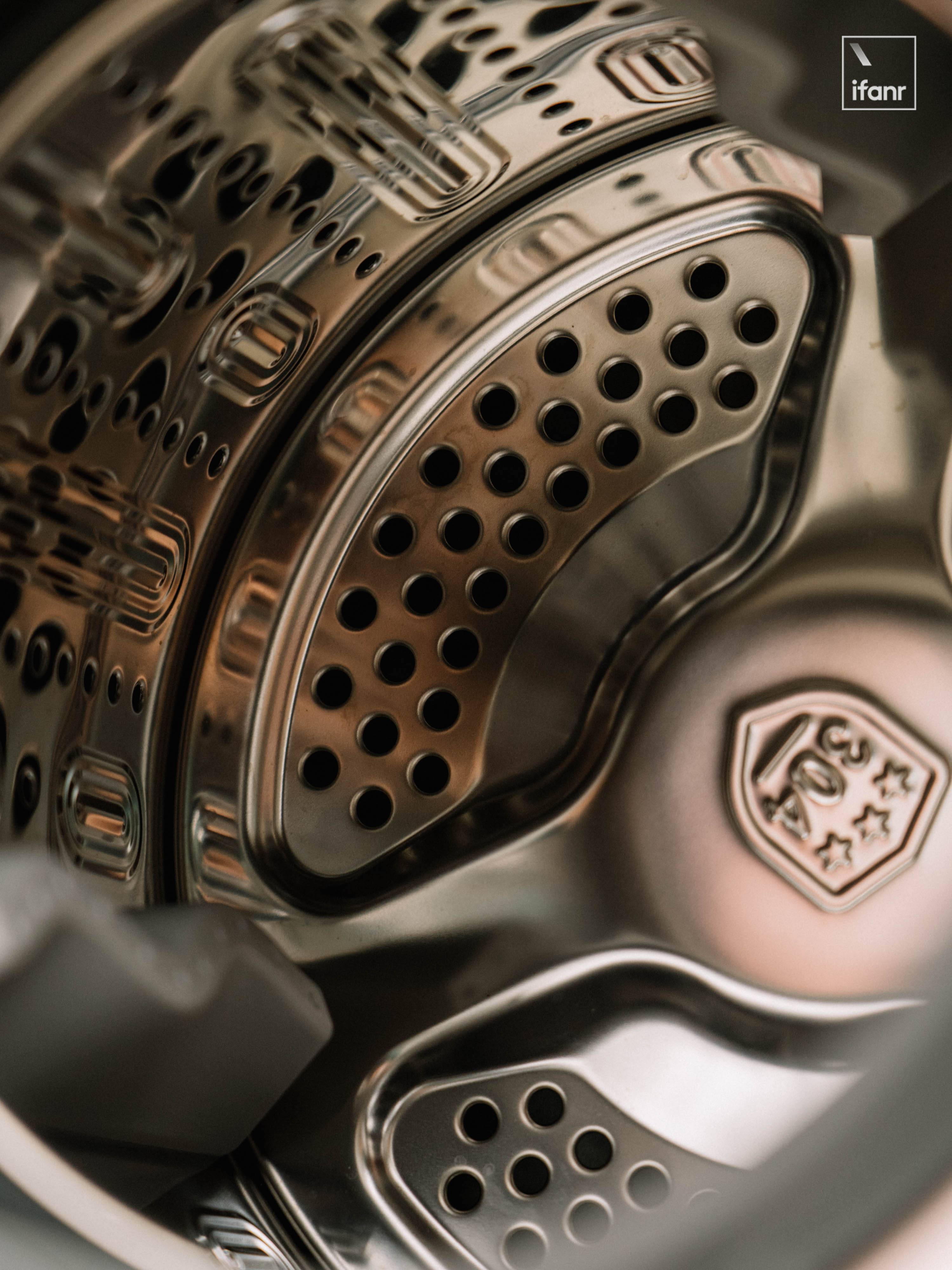 石头迷你洗烘一体机 Q1 Hello Kitty 限定版,让 Hello Kitty 给你洗衣服