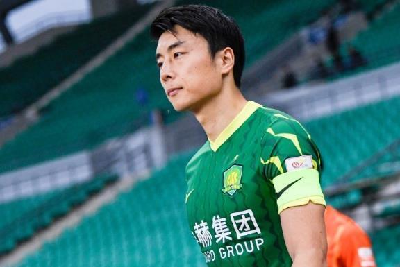 国安队球迷__国安球迷震撼助威视频