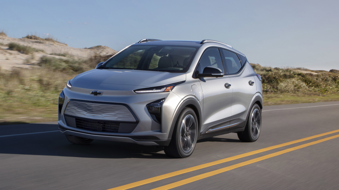 Americans, this is the new Chevrolet Bolt EUV | Top Gear
