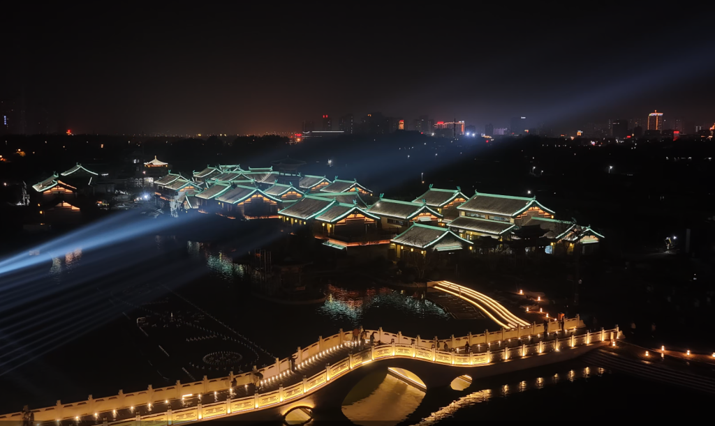 1500ТϳǳΪ½򿨵أչТĻĸꡣ Тί ͼ