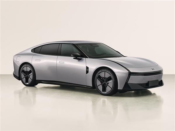 赛博风十足!全新小鹏P7申报:今年最具特色的电车来了