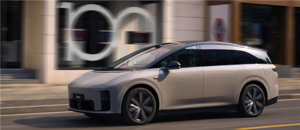 理想i8光速降价了!还有机会扳回一城吗