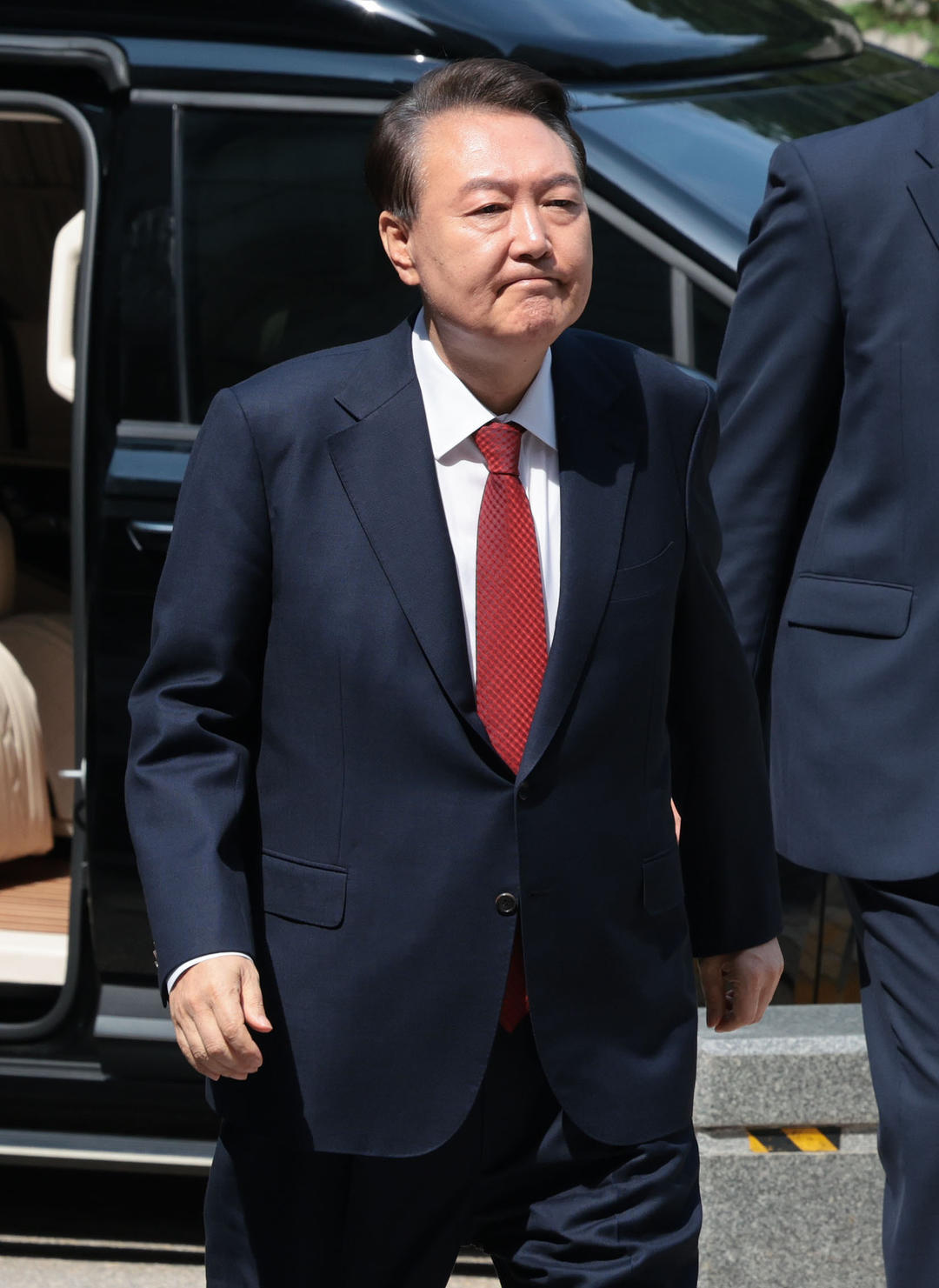 ▲5月26日，尹锡悦出席对其涉嫌发动内乱案的第五次庭审 图据视觉中国